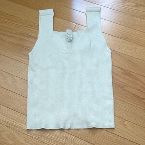 Ribbed Knit V-Neck Tank Top in Cream